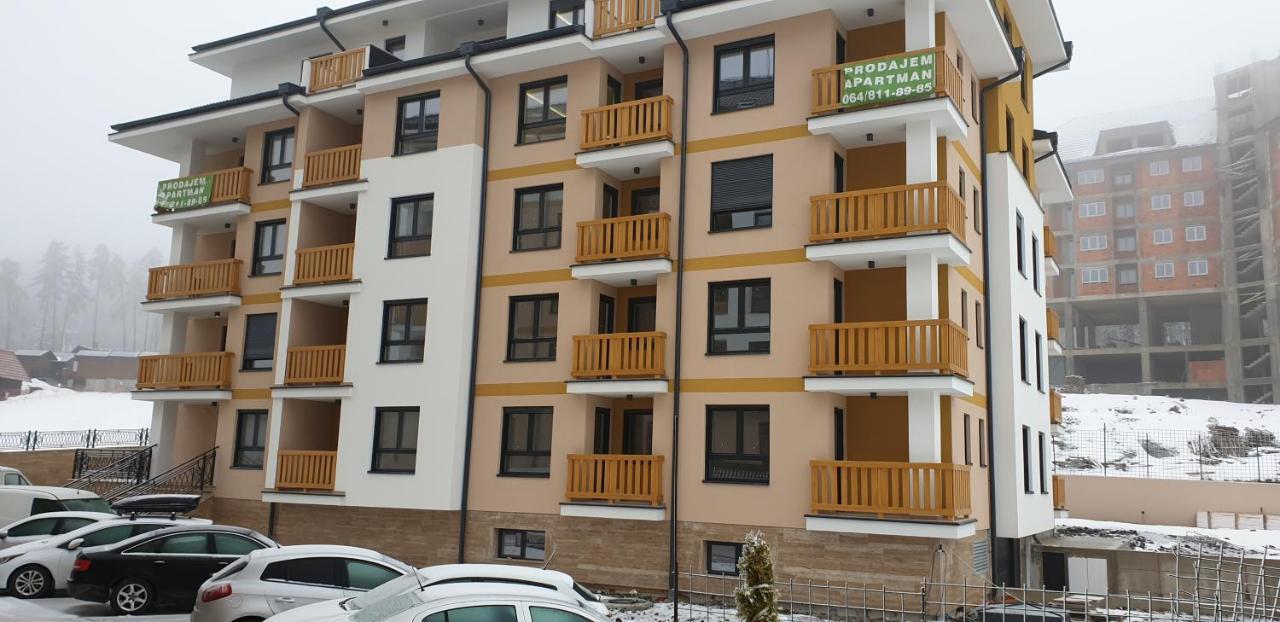 Apartman Dnd Zlatibor Sa Garazom Kültér fotó