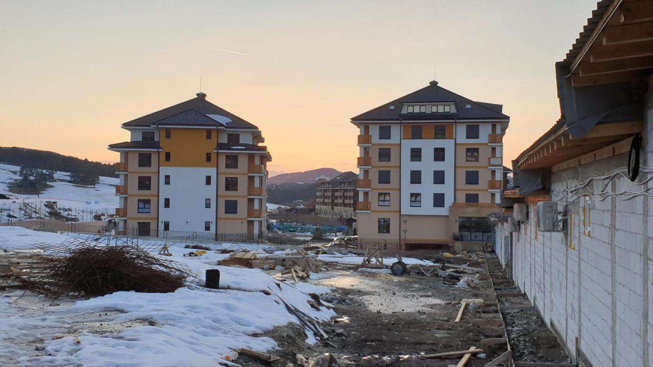 Apartman Dnd Zlatibor Sa Garazom Kültér fotó